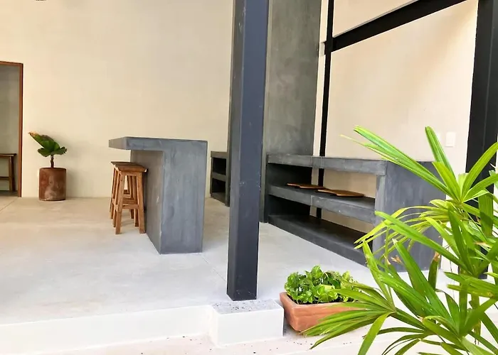 Apartment Near Ximbal 6 Guest Pool Gym Wi-fi *