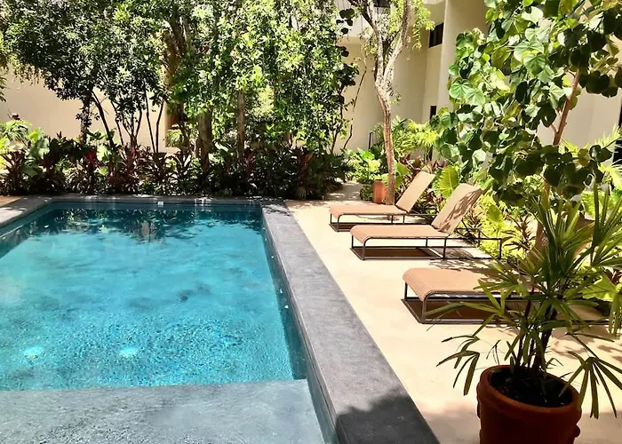 Near Ximbal 6 Guest Pool Gym Wi-fi *
